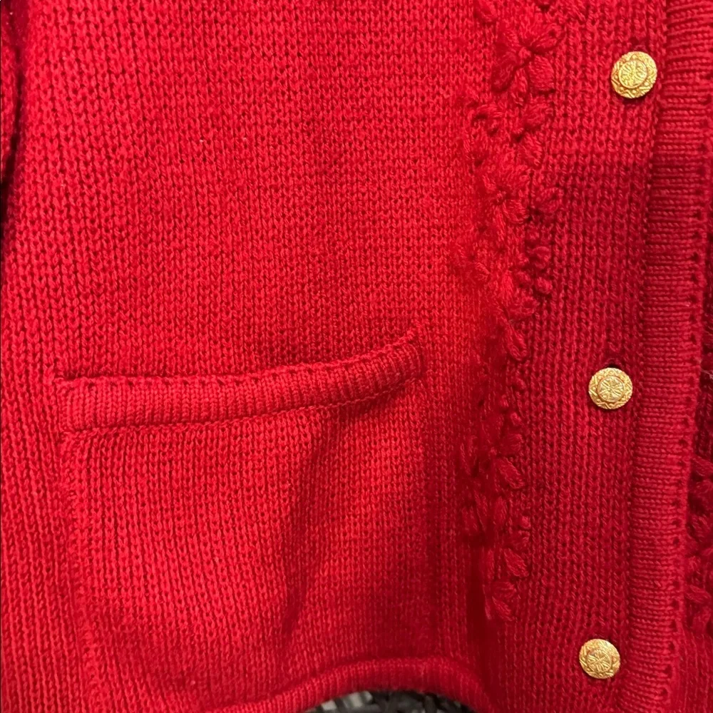 Liz Baker size medium